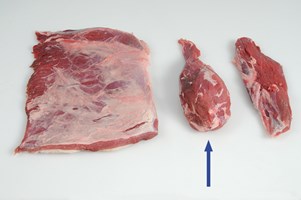 Small Side Bullet Muscle (pectineus) – Topside Meat Cut Spec Step 5